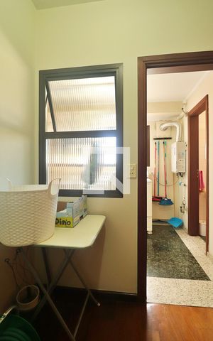 Apartamento à venda com 170m², 3 quartos e 3 vagasQuarto de Serviço