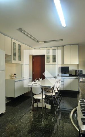 Apartamento à venda com 170m², 3 quartos e 3 vagasCozinha