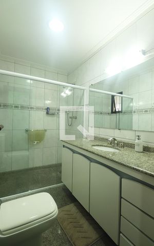 Apartamento à venda com 170m², 3 quartos e 3 vagasBanheiro Social