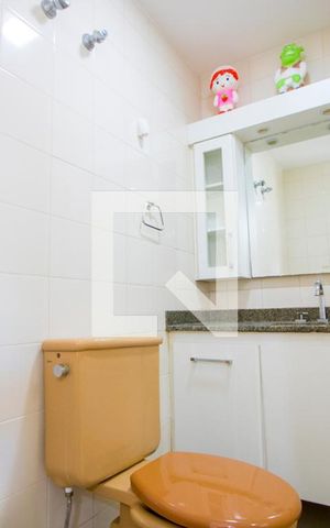 Apartamento à venda com 150m², 3 quartos e 2 vagas Apartamento à venda com 150m², 3 quartos e 2 vagasBanheiro do quarto 2