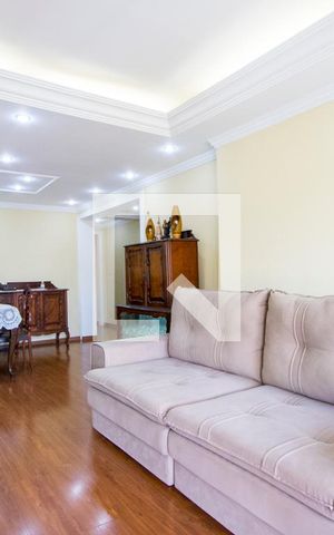 Apartamento à venda com 150m², 3 quartos e 2 vagas Apartamento à venda com 150m², 3 quartos e 2 vagasSala