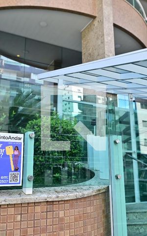 Apartamento para alugar com 146m², 3 quartos e 2 vagasFachada
