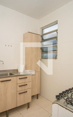 Apartamento à venda com 52m², 2 quartos e sem vaga Apartamento à venda com 52m², 2 quartos e sem vagaCozinha e Área de Serviço