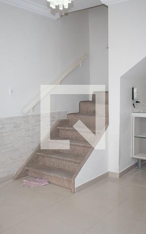Casa à venda com 100m², 2 quartos e 1 vagaSala