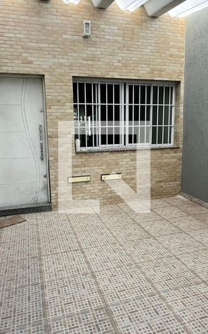Casa à venda com 100m², 2 quartos e 1 vaga Casa à venda com 100m², 2 quartos e 1 vagaGaragem
