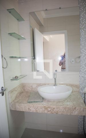 Casa à venda com 100m², 2 quartos e 1 vagaBanheiro