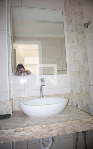 Casa à venda com 100m², 2 quartos e 1 vagaBanheiro 2