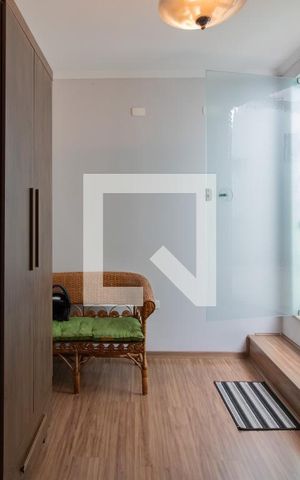 Casa à venda com 360m², 3 quartos e 5 vagas Casa à venda com 360m², 3 quartos e 5 vagasQuarto 3