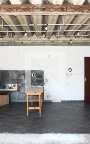 Casa à venda com 150m², 3 quartos e 4 vagasQuintal