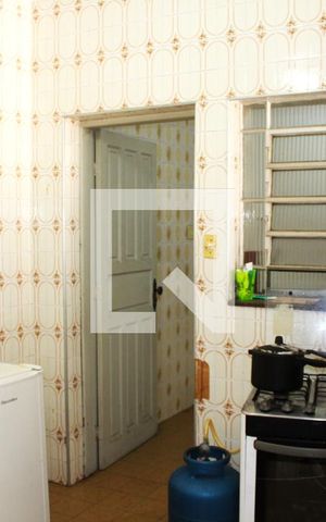 Casa à venda com 150m², 3 quartos e 4 vagasCozinha e Área de Serviço