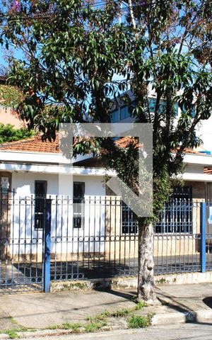 Casa à venda com 150m², 3 quartos e 4 vagasFachada