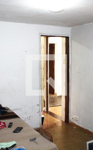 Casa à venda com 150m², 3 quartos e 4 vagasQuarto de Serviço