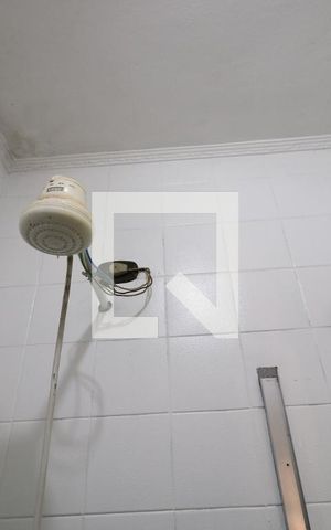 Casa à venda com 266m², 3 quartos e 4 vagasBanheiro de Serviço