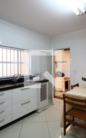 Casa à venda com 266m², 3 quartos e 4 vagasCozinha