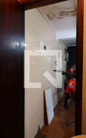 Casa à venda com 266m², 3 quartos e 4 vagasGaragem - Lavabo
