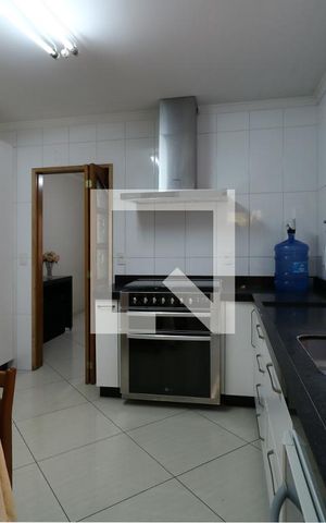 Casa à venda com 266m², 3 quartos e 4 vagasCozinha