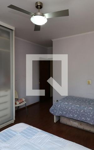 Casa à venda com 266m², 3 quartos e 4 vagasSuíte 2