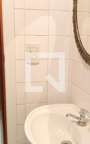 Apartamento à venda com 155m², 3 quartos e 2 vagas Apartamento à venda com 155m², 3 quartos e 2 vagasBanheiro de serviço
