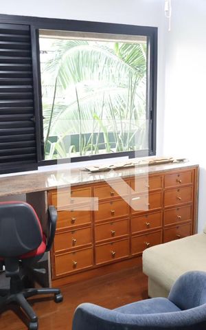 Apartamento à venda com 155m², 3 quartos e 2 vagas Apartamento à venda com 155m², 3 quartos e 2 vagasQuarto 3