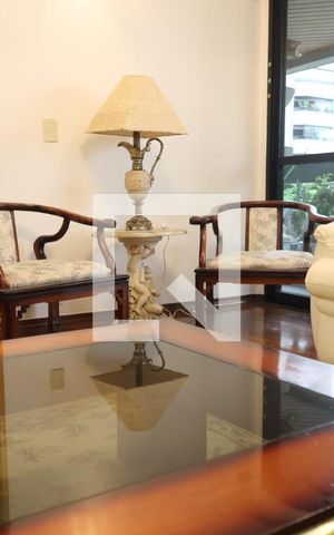 Apartamento à venda com 155m², 3 quartos e 2 vagas Apartamento à venda com 155m², 3 quartos e 2 vagasSala de Jantar