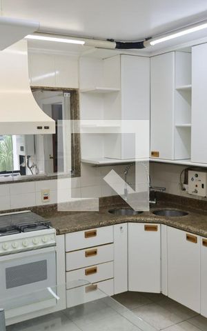 Apartamento à venda com 155m², 3 quartos e 2 vagas Apartamento à venda com 155m², 3 quartos e 2 vagasCozinha
