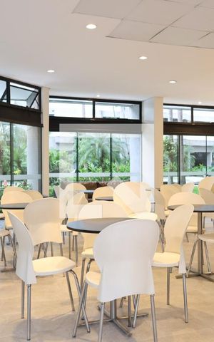 Apartamento à venda com 155m², 3 quartos e 2 vagas Apartamento à venda com 155m², 3 quartos e 2 vagasÁrea comum - Salão de festas