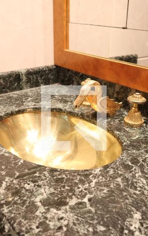 Apartamento à venda com 155m², 3 quartos e 2 vagas Apartamento à venda com 155m², 3 quartos e 2 vagasBanheiro