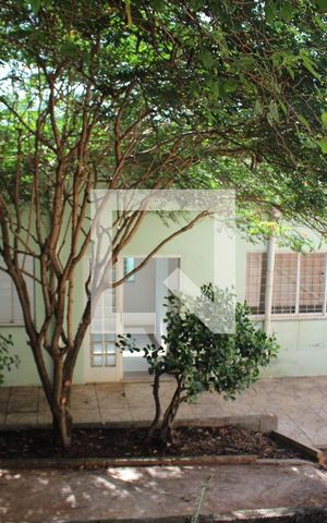 Casa à venda com 99m², 3 quartos e 1 vagaQuintal