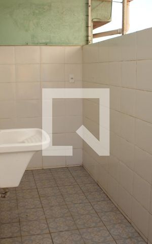 Casa à venda com 99m², 3 quartos e 1 vagaÁrea de Serviço