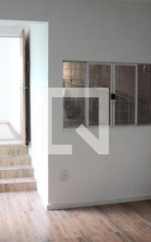 Casa à venda com 99m², 3 quartos e 1 vagaSuíte