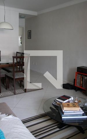 Casa à venda com 110m², 3 quartos e 2 vagasSala 