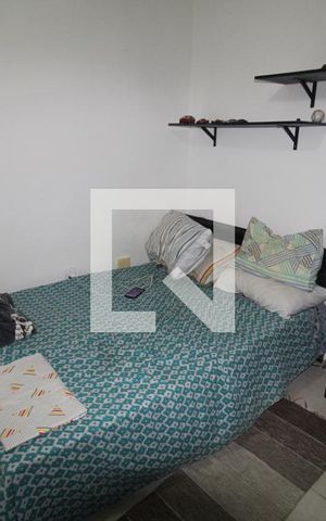 Casa de condomínio à venda com 100m², 3 quartos e 2 vagasQuarto 1