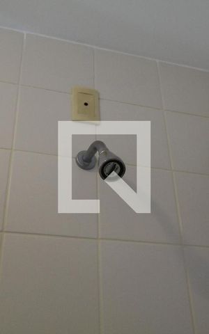 Casa de condomínio à venda com 100m², 3 quartos e 2 vagasBanheiro da suíte