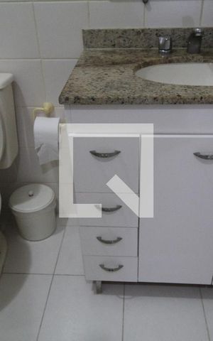 Casa de condomínio à venda com 100m², 3 quartos e 2 vagasBanheiro do hall