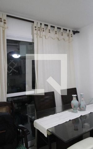Casa de condomínio à venda com 100m², 3 quartos e 2 vagasSala