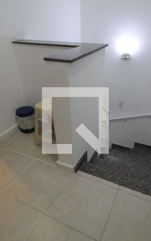 Casa de condomínio à venda com 100m², 3 quartos e 2 vagasHall entre quartos 