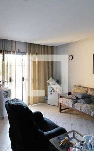 Casa à venda com 157m², 3 quartos e 2 vagasSuíte 1