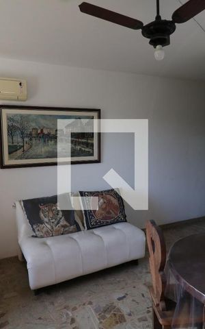 Casa à venda com 157m², 3 quartos e 2 vagasSala