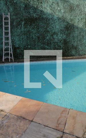 Casa à venda com 157m², 3 quartos e 2 vagasTerraço - Piscina