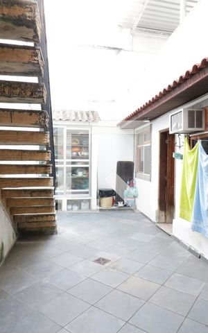 Casa à venda com 157m², 3 quartos e 2 vagasÁrea de Serviço