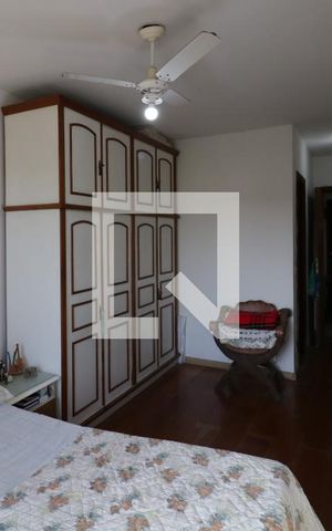 Casa à venda com 157m², 3 quartos e 2 vagasSuíte 2