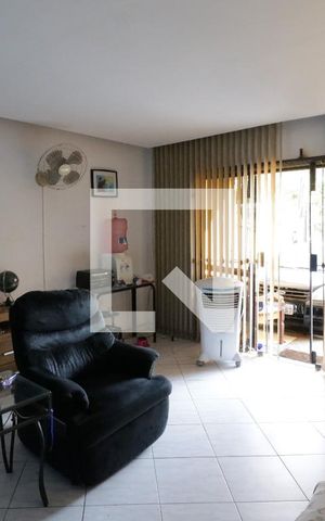 Casa à venda com 157m², 3 quartos e 2 vagasSuíte 1