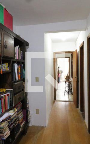 Casa à venda com 157m², 3 quartos e 2 vagasSuíte 3