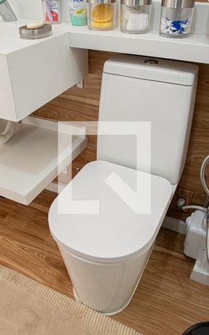 Studio à venda com 32m², 1 quarto e sem vaga Studio à venda com 32m², 1 quarto e sem vagaBanheiro