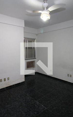 Apartamento para alugar com 70m², 1 quarto e sem vagaQuarto