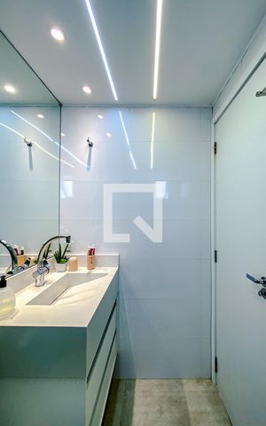 Apartamento à venda com 75m², 3 quartos e 1 vagaBanheiro da Suíte
