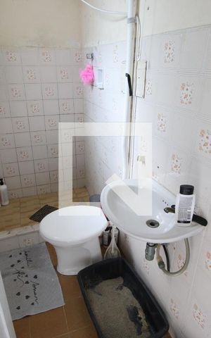 Casa à venda com 92m², 3 quartos e sem vagaBanheiro de serviço