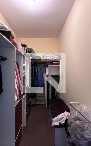 Casa à venda com 405m², 4 quartos e 4 vagasCloset Suíte 