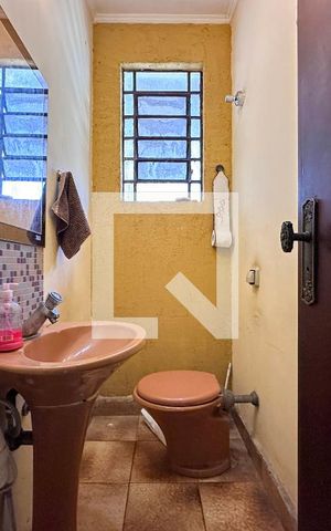 Casa à venda com 405m², 4 quartos e 4 vagasLavabo