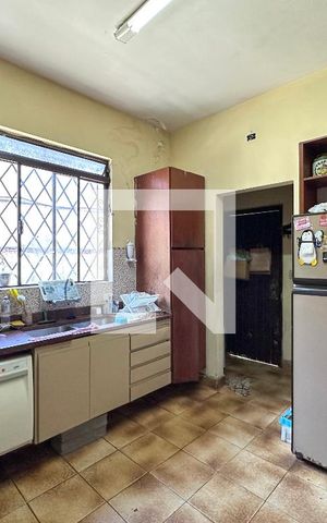 Casa à venda com 405m², 4 quartos e 4 vagasCozinha